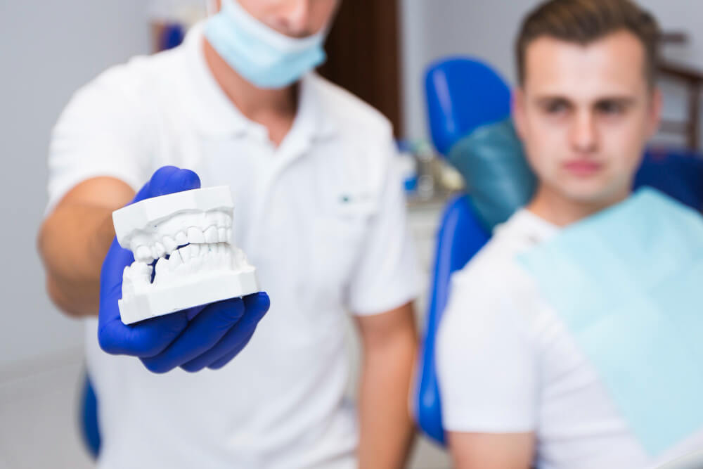 Experienced prosthodontist near me in Abu Dhabi